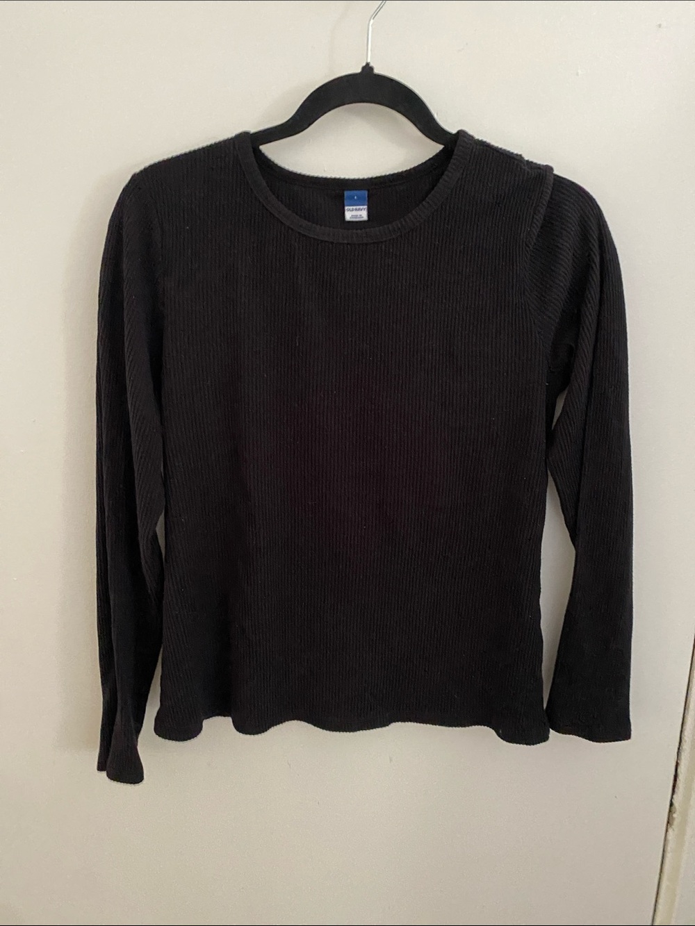 Old Navy Black Ribbed Crewneck Long-Sleeve Tee
